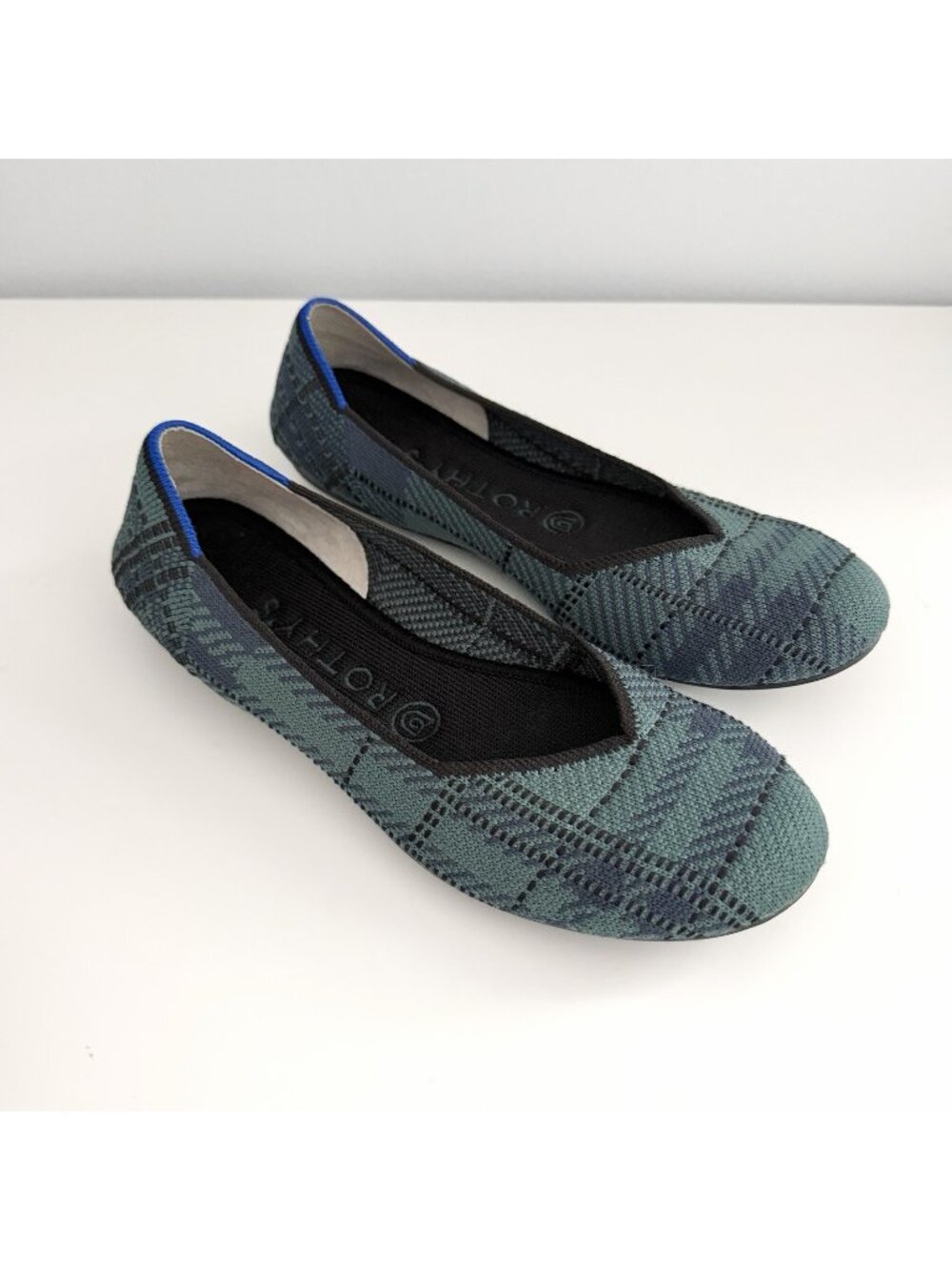 Rothy’s The Flat Pine Green Plaid Round Toe Slip-On Comfort Shoe Womens Size 7.5